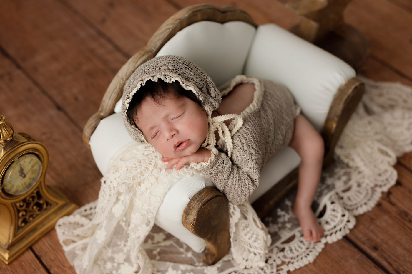 Fotografía newborn delicada en Madrid
